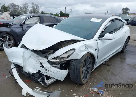 2018 Tesla Model 3 Long Range/Mid Range from USA, damaged, VIN 5YJ3E1EA1JF038751